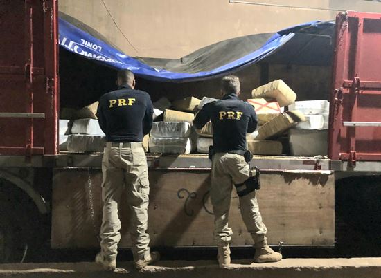 PRF descobre 2.75 toneladas de droga e faz a maior apreensão de 2019