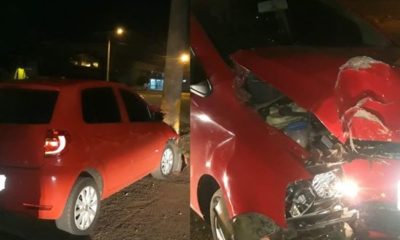 Motorista foge após colidir carro em poste em Erechim
