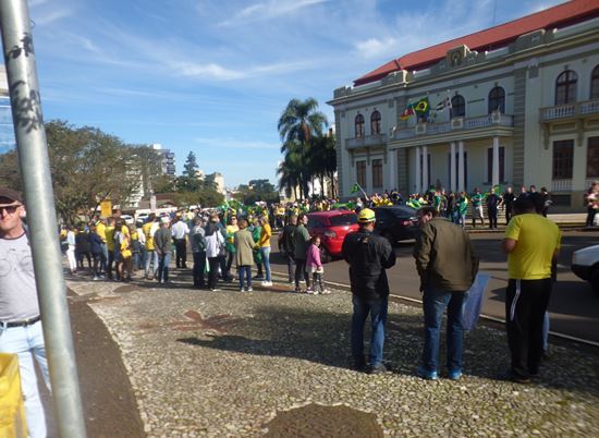 Manifestantes irão se reunir em Erechim contra decisão do STF que permitiu soltura de Lula